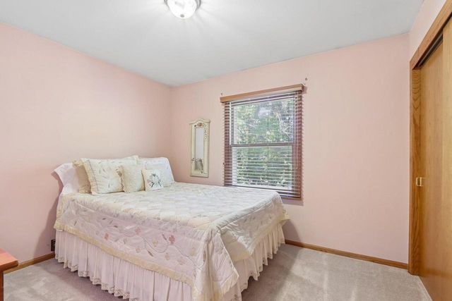 5728 Regency Hills DRIVE, Mount Pleasant, WI 53406