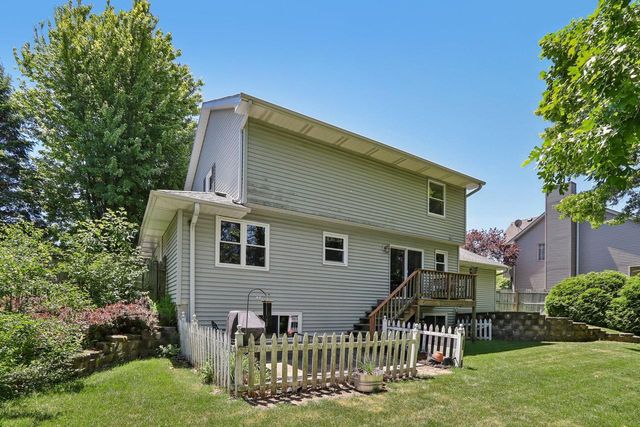 5728 Regency Hills DRIVE, Mount Pleasant, WI 53406