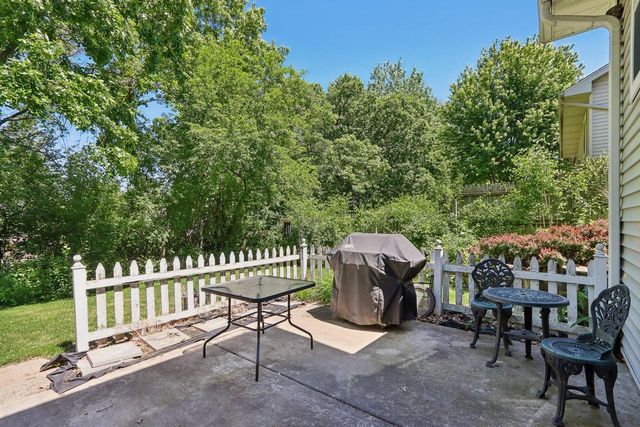 5728 Regency Hills DRIVE, Mount Pleasant, WI 53406