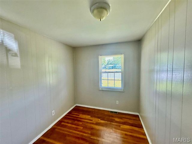 6005 Shillington Drive, Berkeley, MO 63134