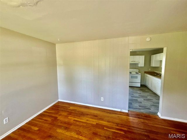 6005 Shillington Drive, Berkeley, MO 63134