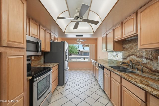 9633 W CAMPANA Drive, Sun City, AZ 85351
