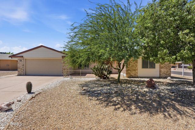 9633 W CAMPANA Drive, Sun City, AZ 85351
