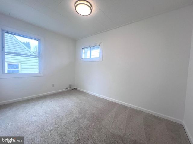 5937 LEMAY RD, Rockville, MD 20851