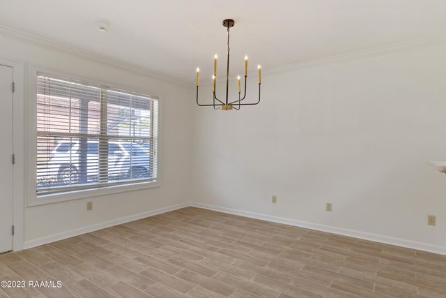 112 Hillside Drive 16, Lafayette, LA 70503