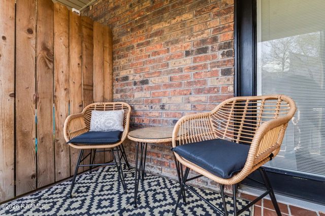 112 Hillside Drive 16, Lafayette, LA 70503