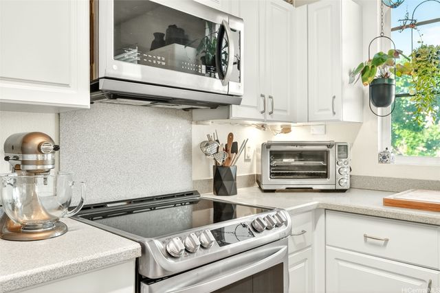 1175 Mokuhano Street G105, Honolulu, HI 96825