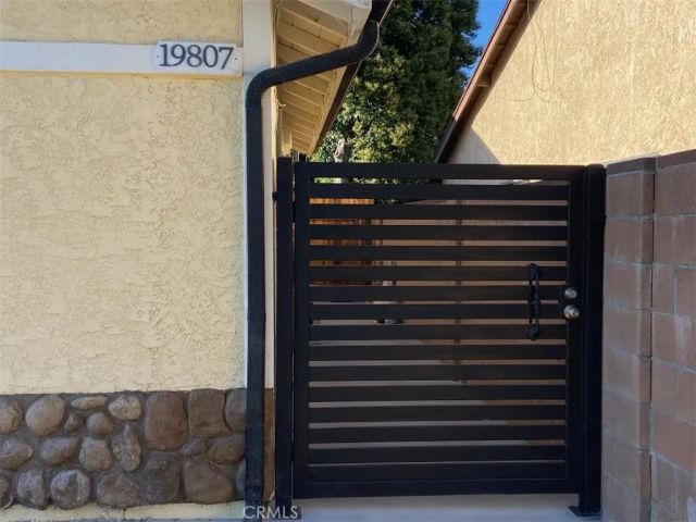 19807 Blythe Street, Winnetka, CA 91306