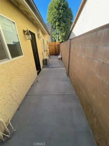 19807 Blythe Street, Winnetka, CA 91306