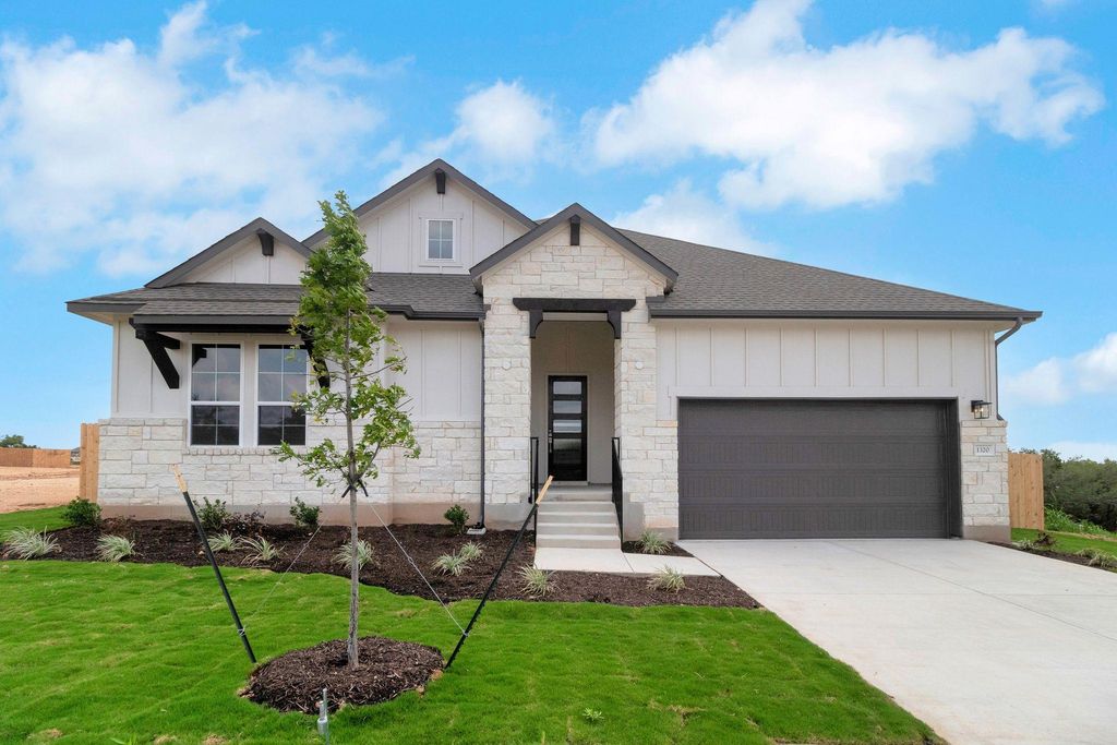 1320 Shelby LN, Georgetown, TX 78628