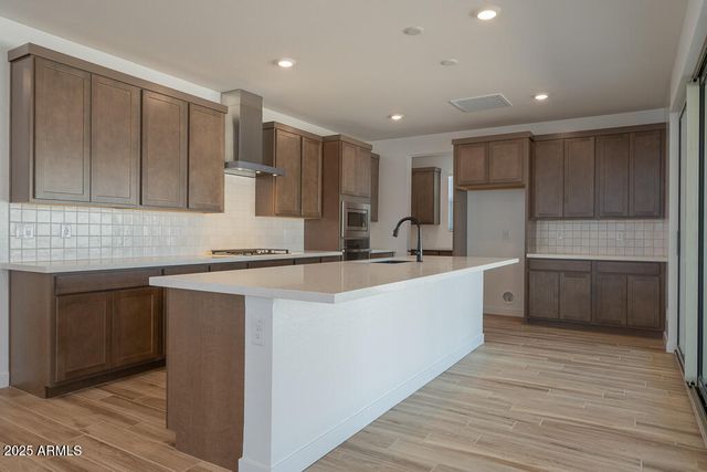 40147 N Alameda Drive, San Tan Valley, AZ 85140