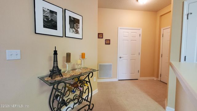 13364 BEACH Boulevard 621, Jacksonville, FL 32224