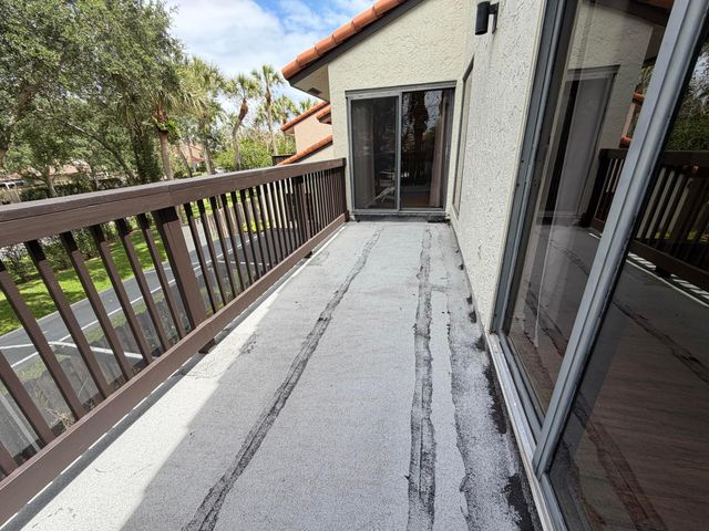 5803 Fox Hollow Drive B, Boca Raton, FL 33486