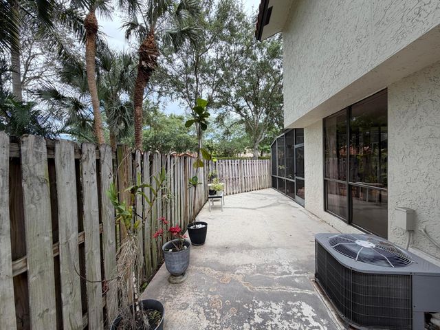 5803 Fox Hollow Drive B, Boca Raton, FL 33486