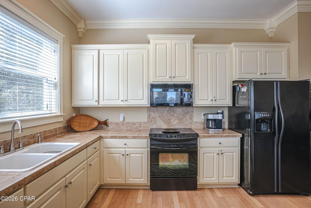 Image 42 of property listing at 419 La Valencia Circle, Panama City Beach, FL 32413