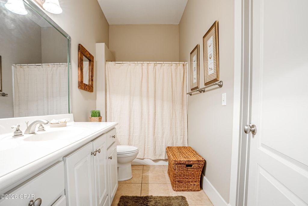 Image 7 of property listing at 419 La Valencia Circle, Panama City Beach, FL 32413