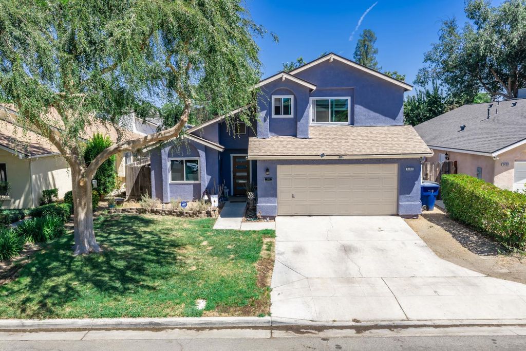 Image 28 of property listing at 3450 W Dovewood Avenue, Fresno, CA 93711