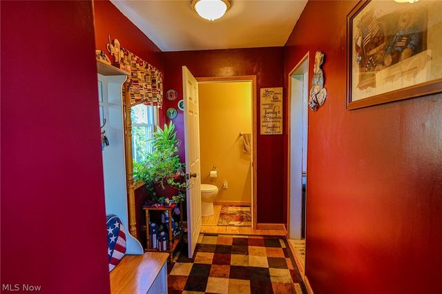 5541 Ravenna Avenue, Louisville, OH 44641