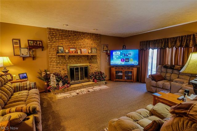 5541 Ravenna Avenue, Louisville, OH 44641