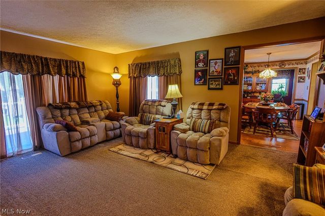 5541 Ravenna Avenue, Louisville, OH 44641