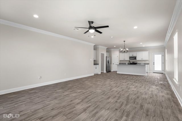 740 Crozier Drive, Bossier City, LA 71111