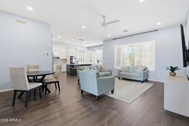 1012 E WINGED FOOT Drive, Chandler, AZ 85249