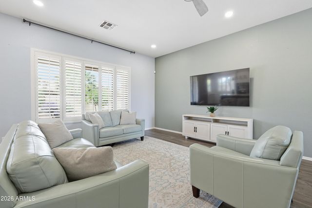 1012 E WINGED FOOT Drive, Chandler, AZ 85249