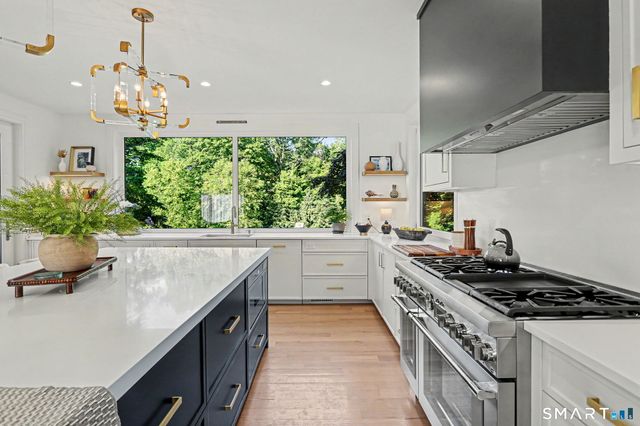 284 Georgetown Road, Weston, CT 06883