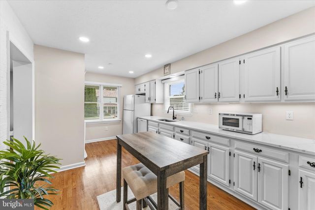 21 PAGE ST, Berryville, VA 22611