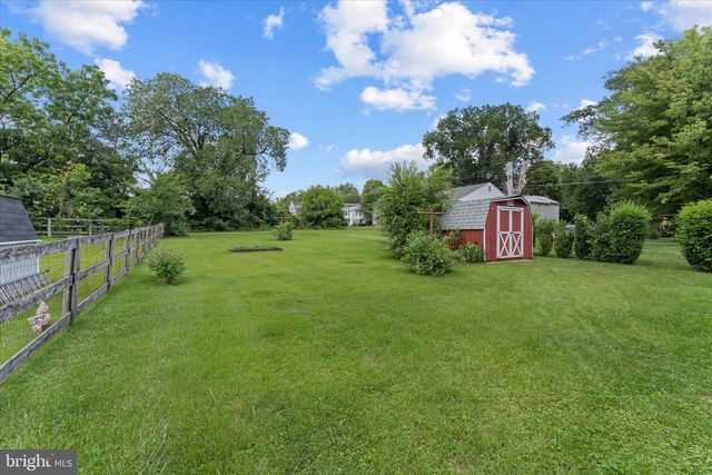 21 PAGE ST, Berryville, VA 22611
