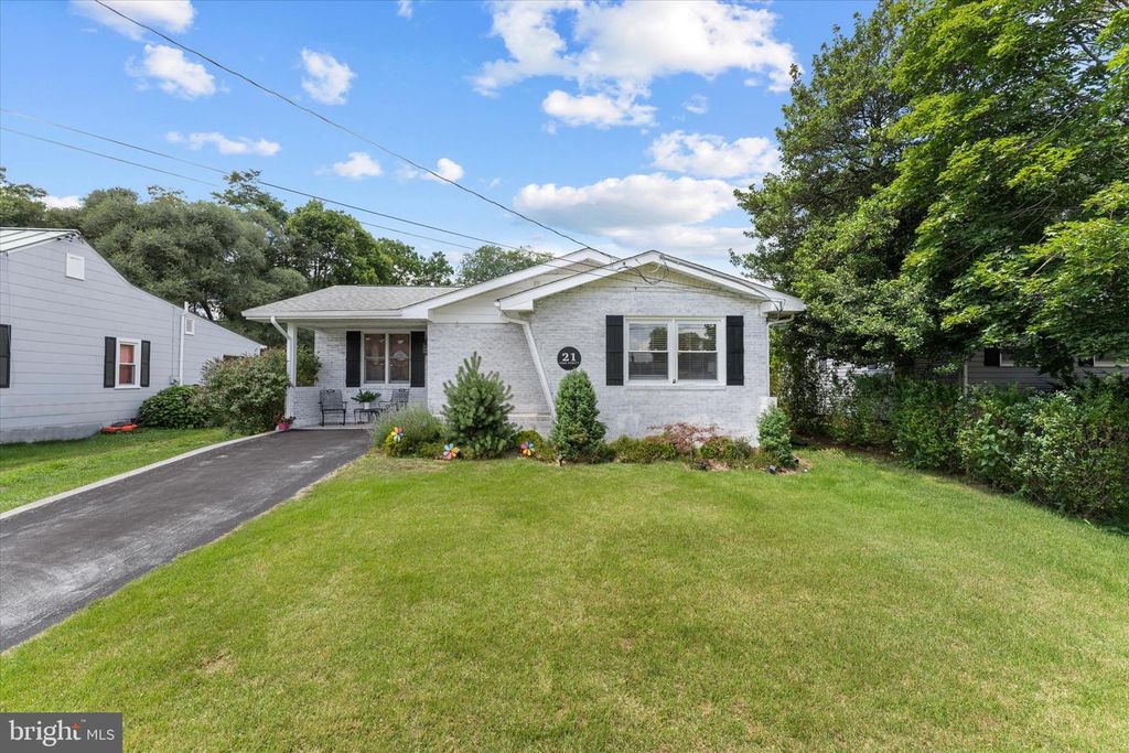 21 PAGE ST, Berryville, VA 22611