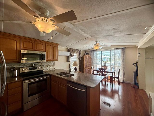 205 PANSY STREET, Davenport, FL 33837