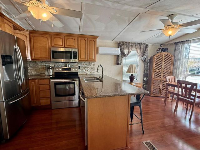 205 PANSY STREET, Davenport, FL 33837