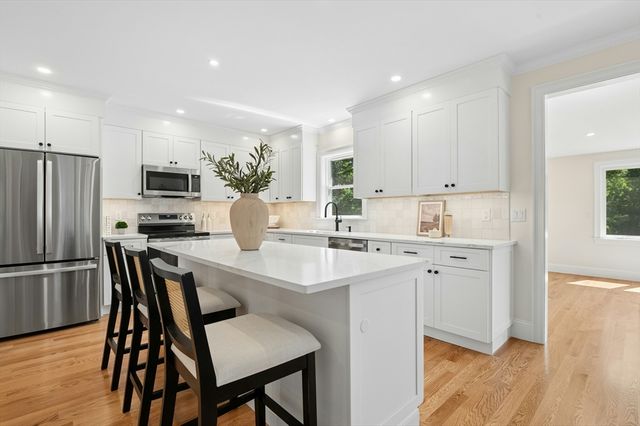 27 Thornell Avenue, Walpole, MA 02032