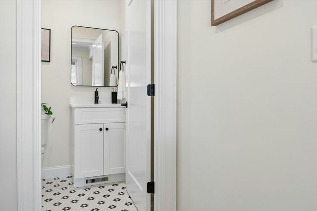 27 Thornell Avenue, Walpole, MA 02032