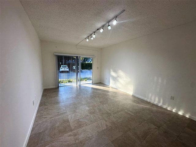 50 SW 3rd Ave 110, Boca Raton, FL 33432