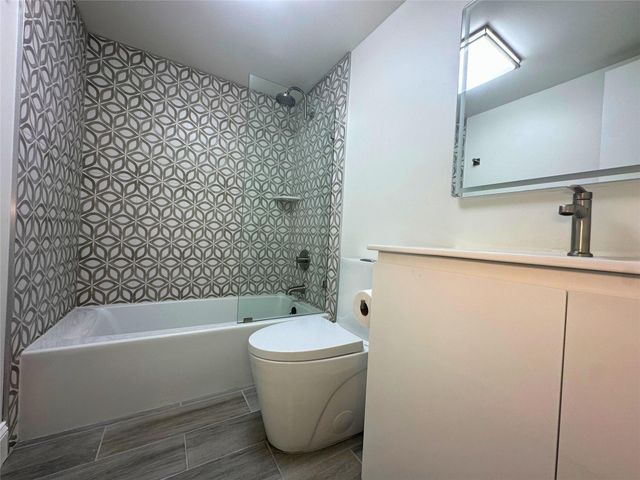 50 SW 3rd Ave 110, Boca Raton, FL 33432