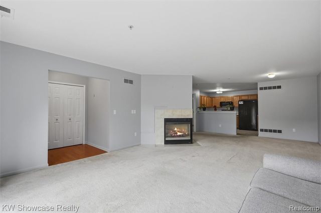 340 Brookfield Drive, Westland, MI 48185