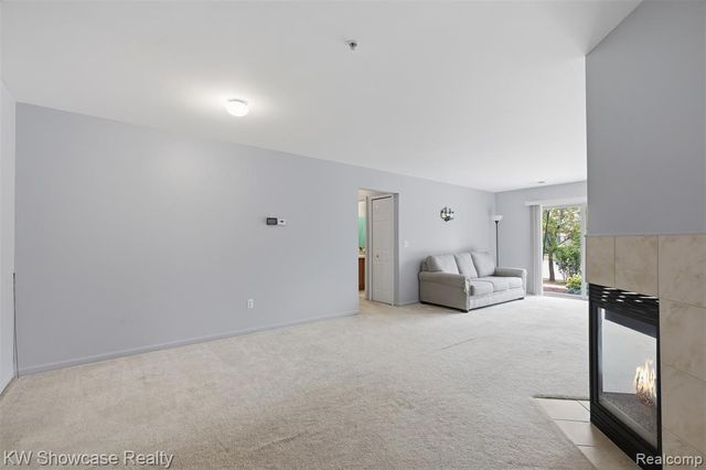 340 Brookfield Drive, Westland, MI 48185