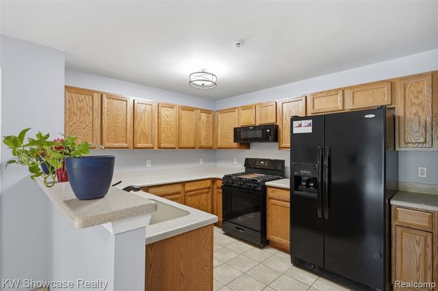 340 Brookfield Drive, Westland, MI 48185