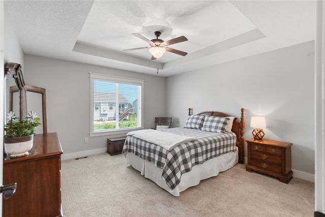 3338 NW Trestle Point Drive, Ankeny, IA 50023