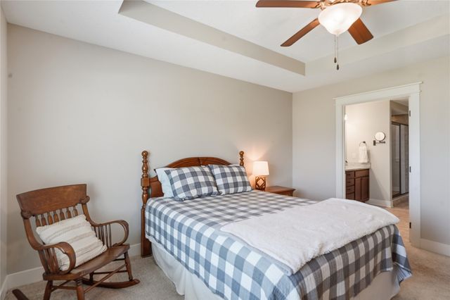 3338 NW Trestle Point Drive, Ankeny, IA 50023