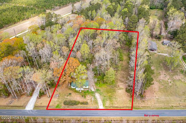 1228 Scotts Store Road, Grantsboro, NC 28529