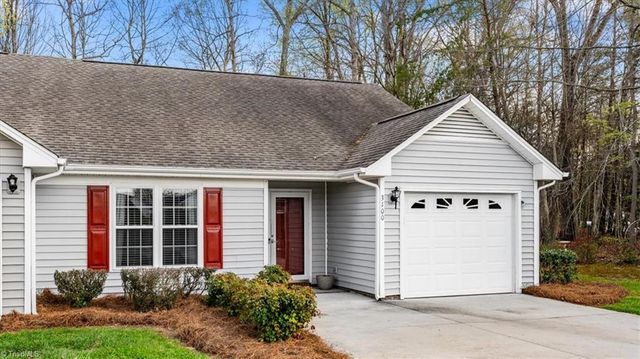 3100 Woodpoint Street, Jamestown, NC 27282