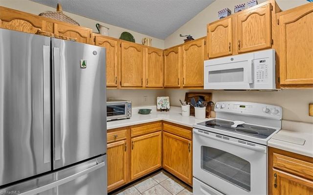 3100 Woodpoint Street, Jamestown, NC 27282