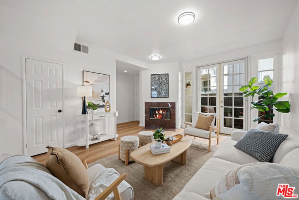 1345 Wellesley Avenue 3, Los Angeles, CA 90025