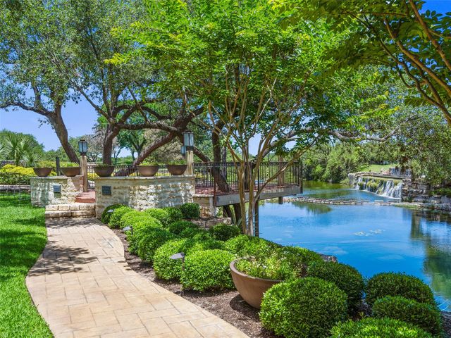 1000 The Cape RD 36, Horseshoe Bay, TX 78657