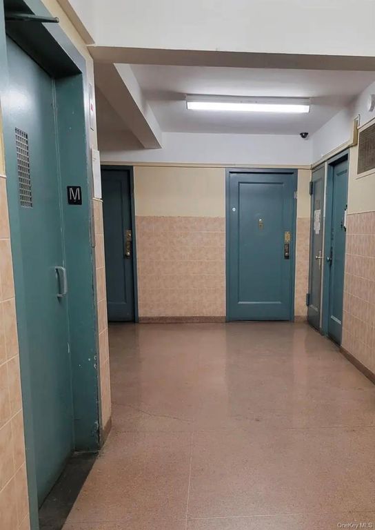 1503 Metropolitan Avenue 7E, Bronx, NY 10462 — photo 2