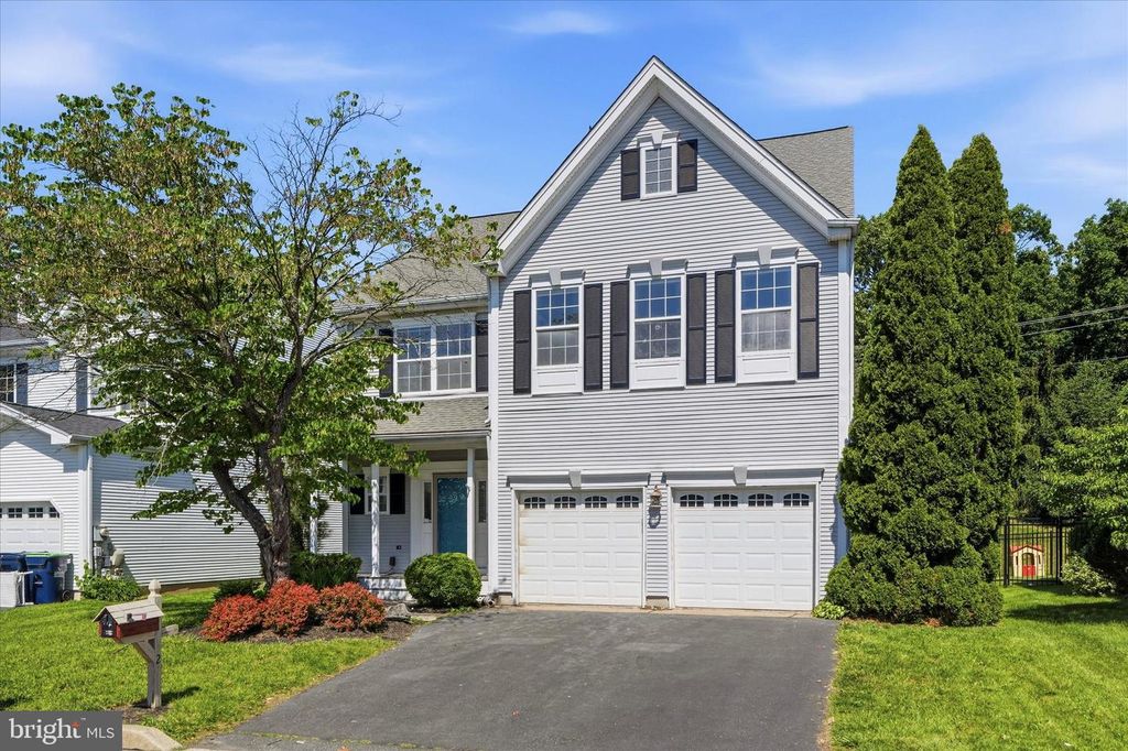 322 FELL LN, Schwenksville, PA 19473