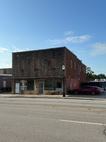 110 E N 1st Street, Seneca, SC 29678